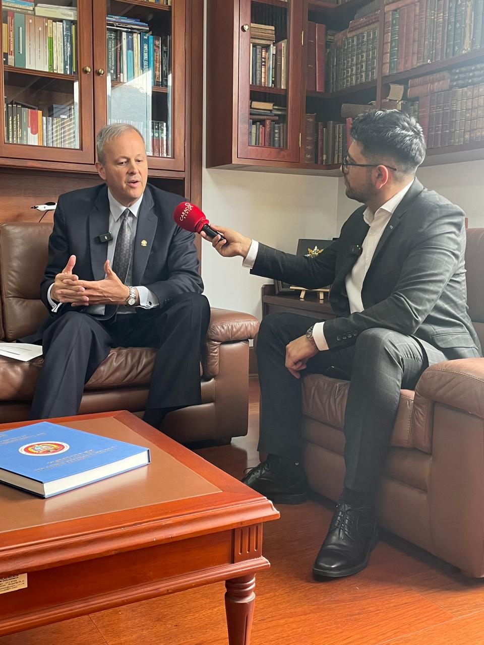 En entrevista con Caracol Radio, el magistrado Alfonso Cajiao, presidente de la Comisión Nacional de Disciplina Judicial habló sobre el día del abogado