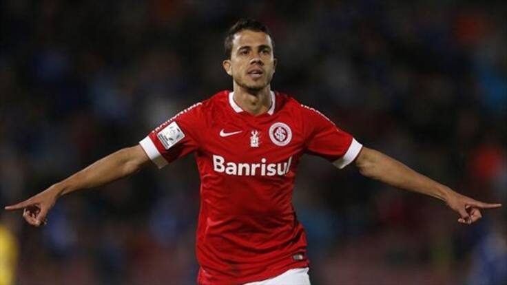 Nilmar, delantero de Internacional analiza a Santa Fe rival en Libertadores