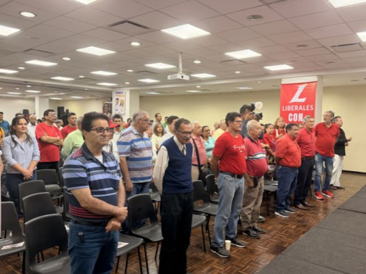 “Alianza por la Vida”: liberales en Bucaramanga apuestan por Iván Cepeda en primera vuelta