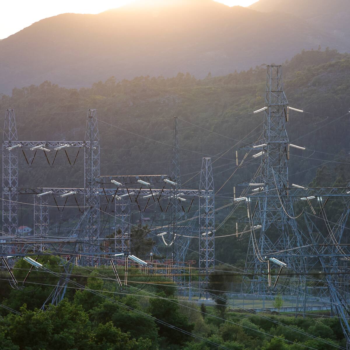 Procuraduría convoca al Gobierno Nacional por proyectos de generación de energía que están frenados