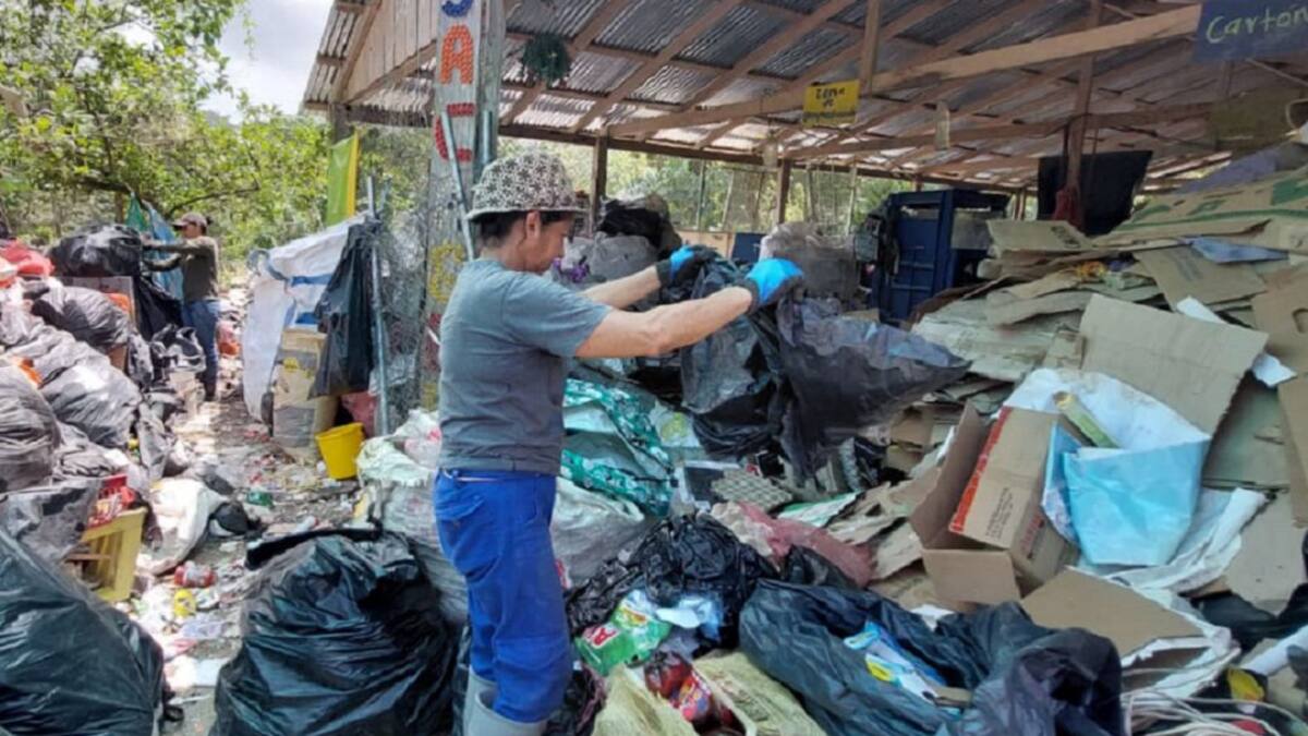 El reciclaje, la apuesta de Capurganá para superar la emergencia sanitaria