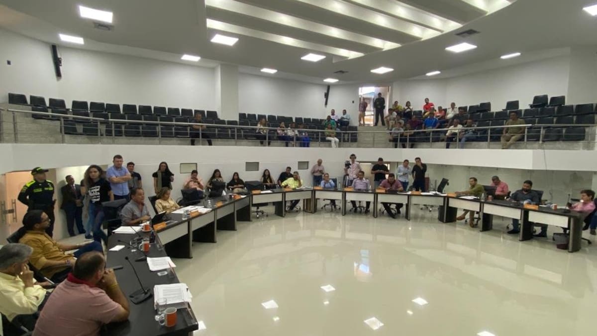 Aprobada la moción de censura a la exsecretaria de cultura de Santander