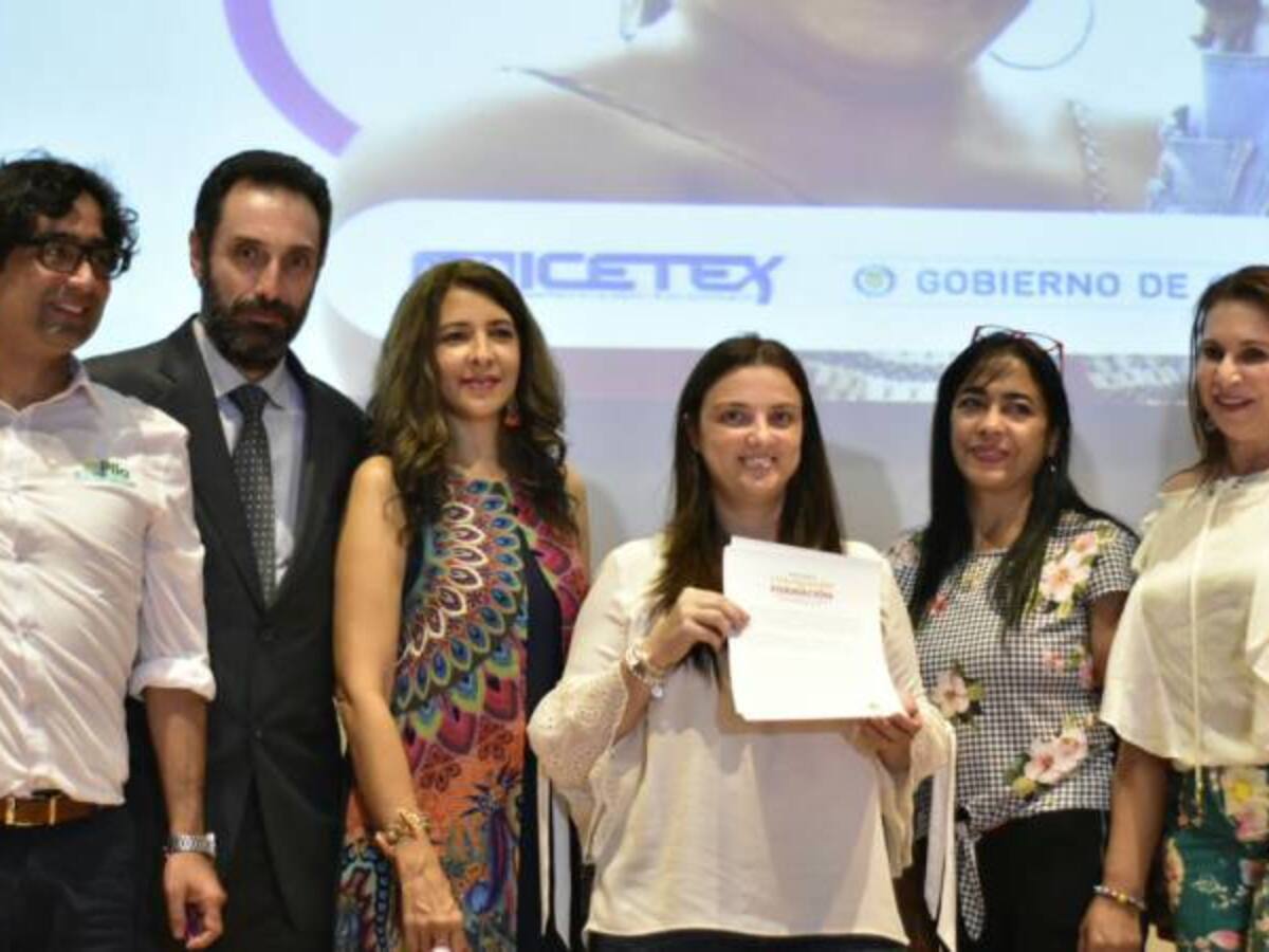 ICBF crea fondo educativo para financiar estudios de madres comunitarias