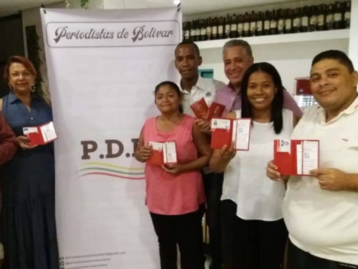 Periodistas Asociados de Bolívar reciben acreditación internacional de FIP