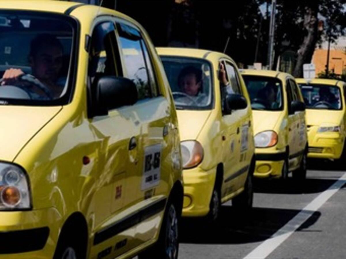 Taxi Imperial responsabiliza a la Alcaldía de Bogotá por el sobrecosto de tarifas en el Aeropuerto