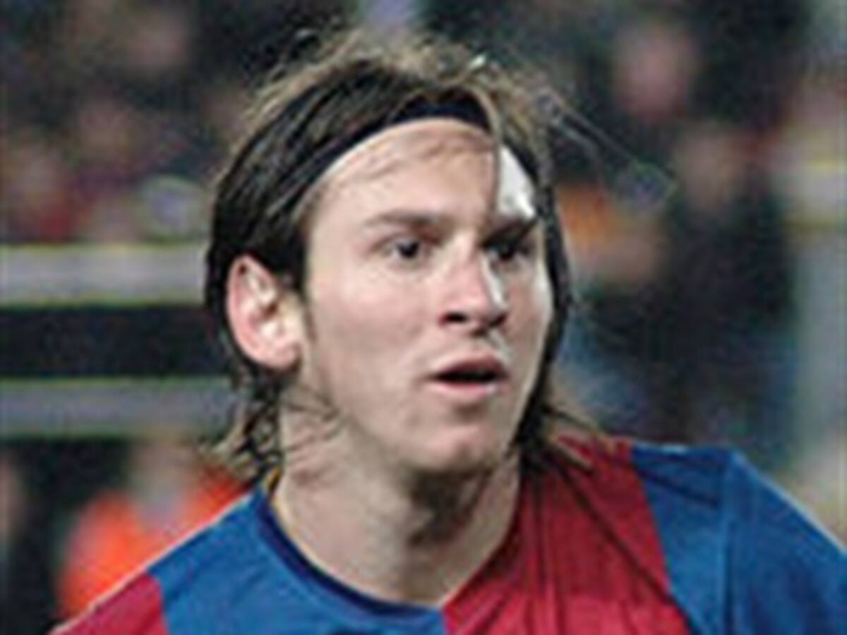 Xavi, Messi y Ronaldo, candidatos al premio del mejor de Europa. Falcao quinto