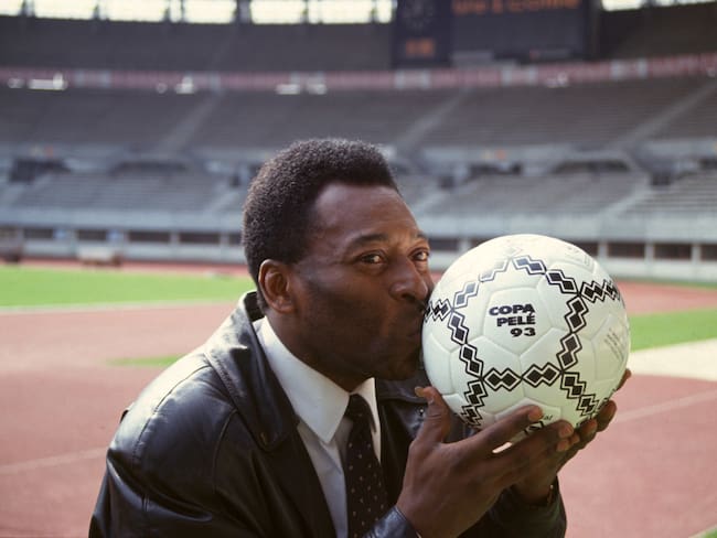 Pelé conquistó tres títulos de Copas del Mundo con Brasil. (Photo by kpa/United Archives via Getty Images)