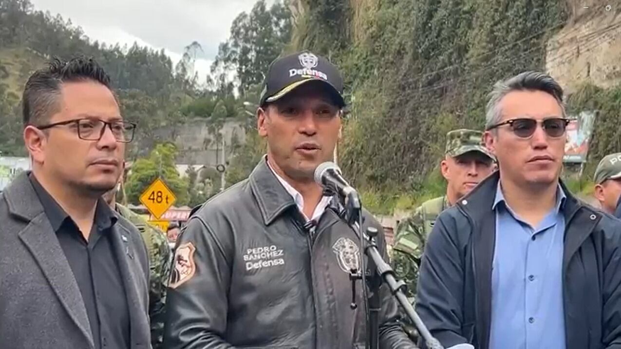 Ministro de Defensa, Pedro Sánchez, se pronunció desde Pasto sobre la orden presidencial de acabar con el narcotráfico. Foto: MinDefensa