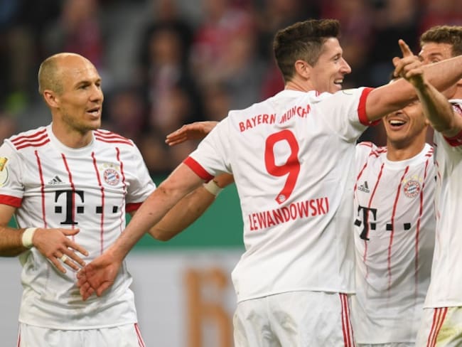 Con James 10 minutos, Bayern avanza a la final de la Copa de Alemania