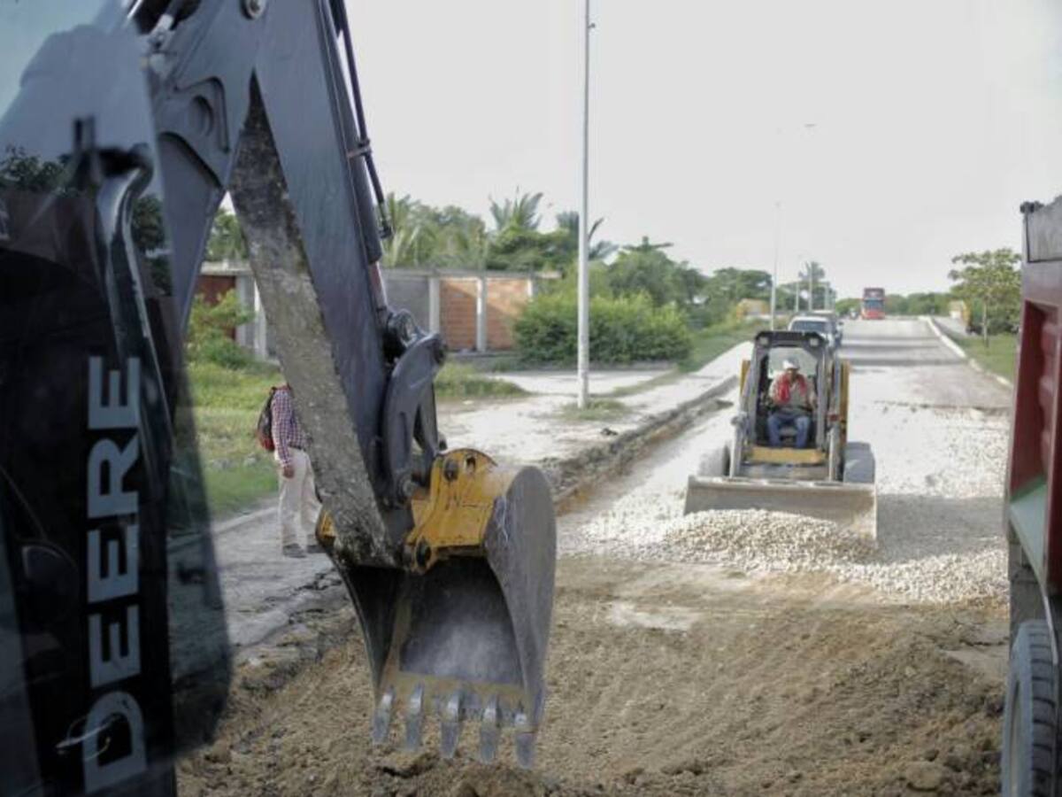 Alcaldía de Cartagena comenzó recuperación de la vía Perimetral