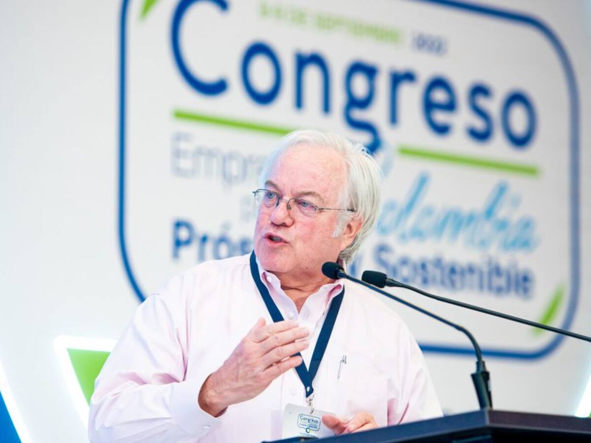 Tributaria puede frustrar la capacidad competitiva: J. Domínguez