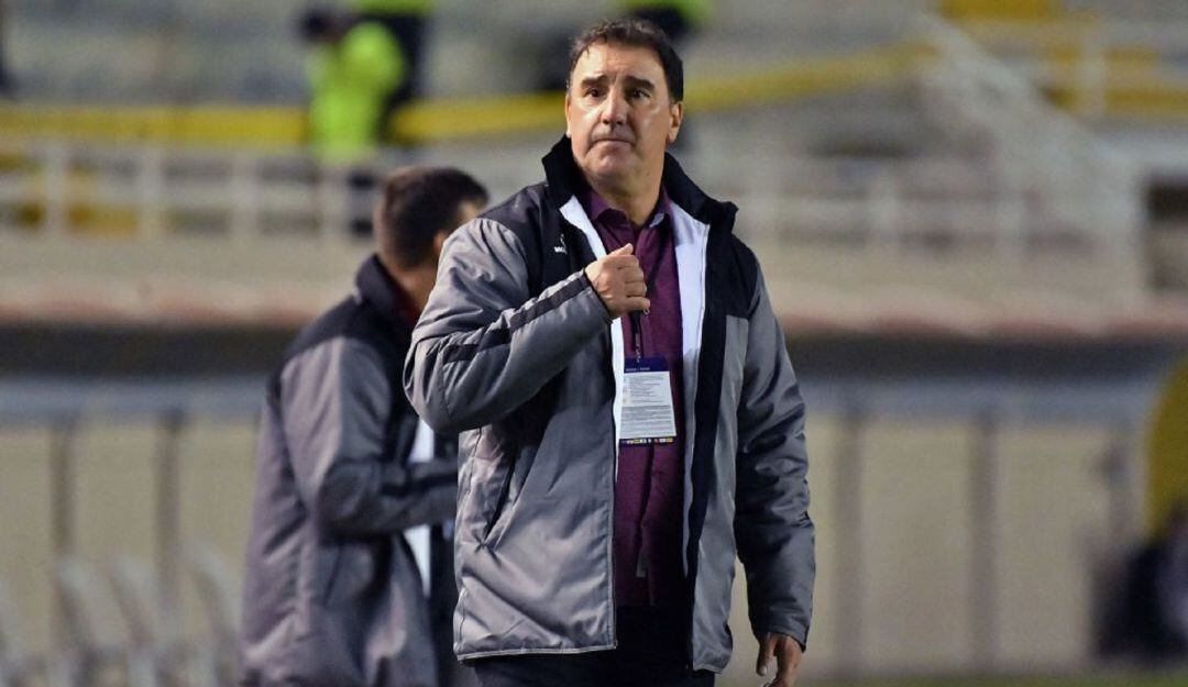 Néstor Lorenzo, entrenador argetino que hoy dirige a Melgar de Perú