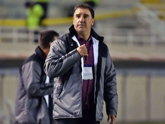 Néstor Lorenzo, entrenador argetino que hoy dirige a Melgar de Perú