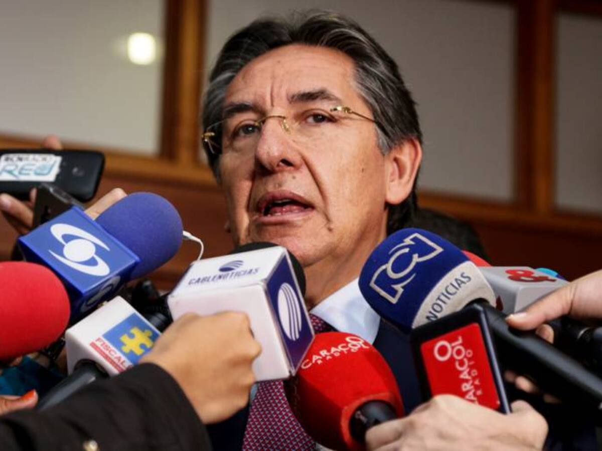 Casi mil funcionarios públicos y privados han sido judicializados por la Fiscalía en el último año