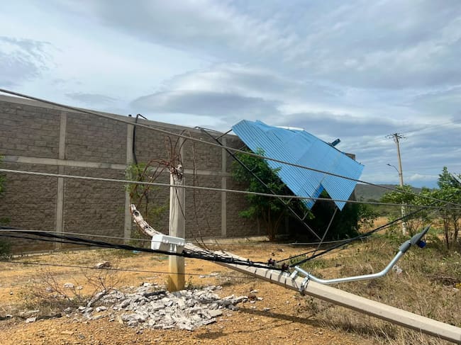 Cuatro días sin luz tiene la comunidad educativa del colegio Julio Pérez Ferrero sede 4 / Foto Caracol Cúcuta