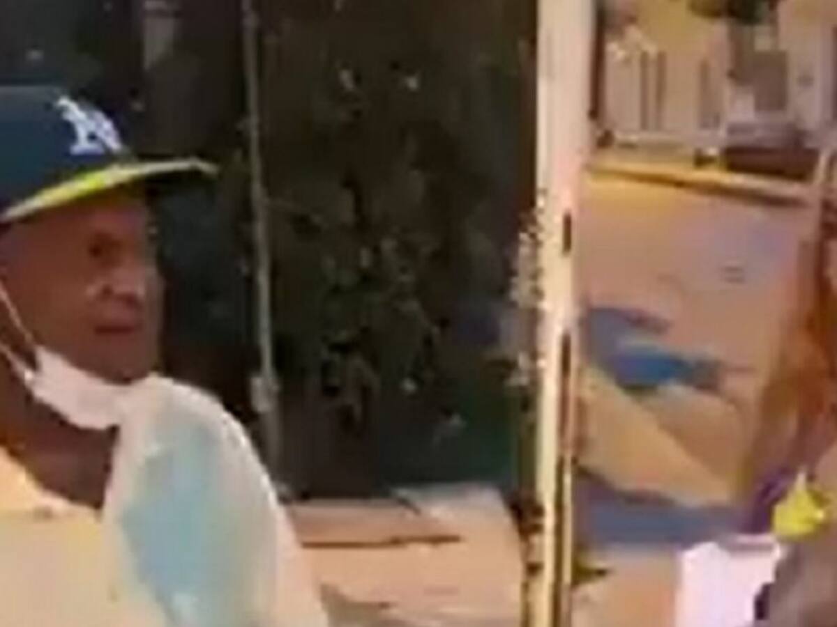 Influencer que entregó paletas de jabón podría ser procesado: Policía