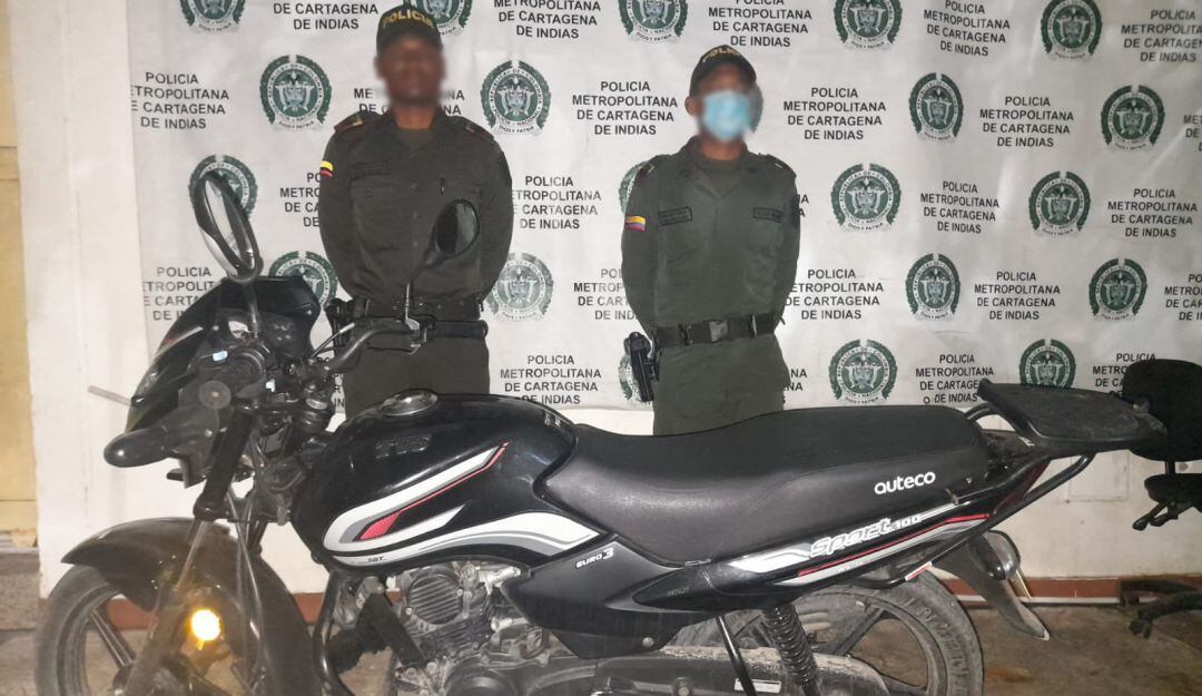 Motos y carros recuperados