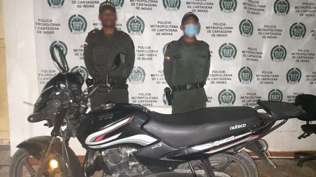 Motos y carros recuperados