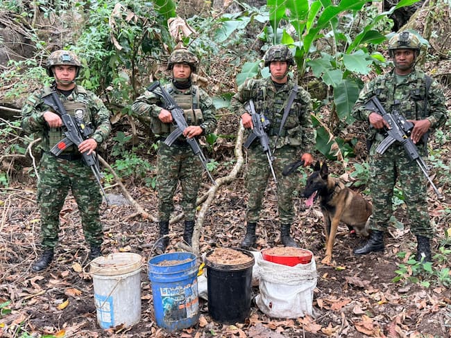 Más de 100 kilos de explosivos del ELN fueron encontrados y destruidos por el Ejército Nacional