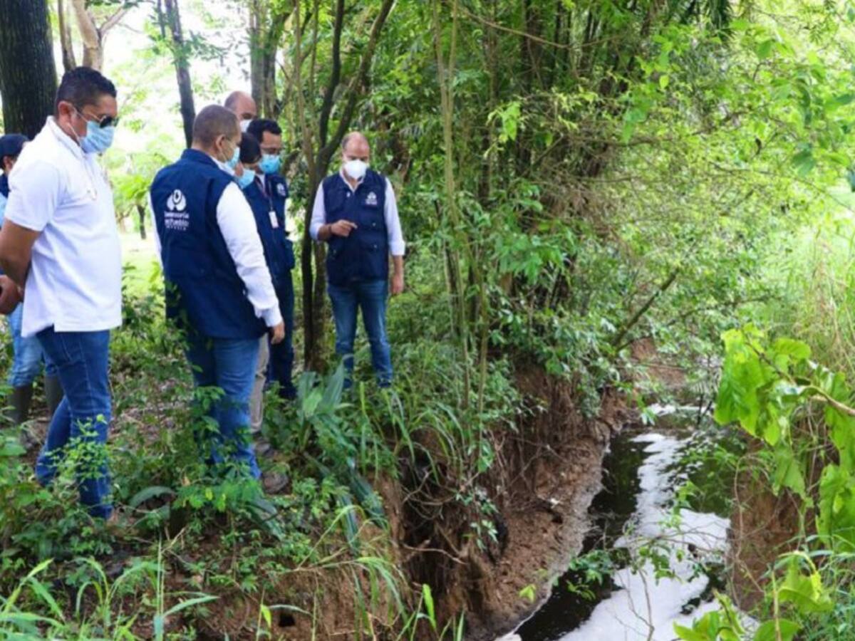 Advierten vertimiento de lixiviados del relleno sanitario de Montería