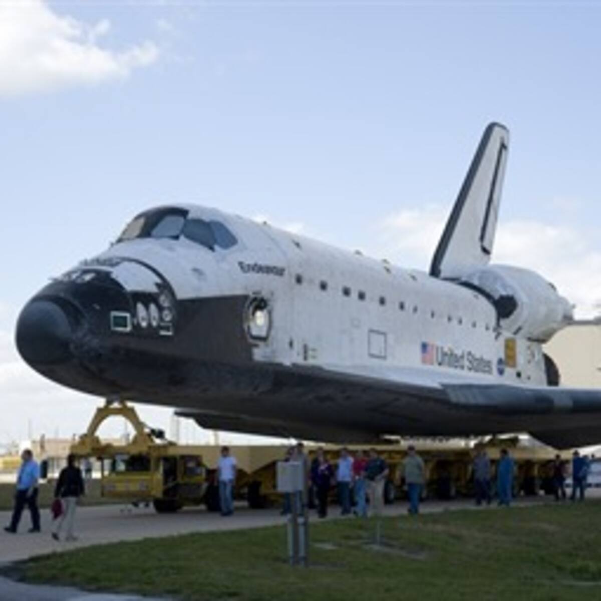 El Endeavour llega hoy a Los Ángeles para su misión final en un museo