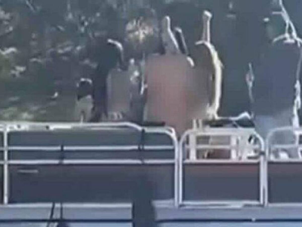 Denuncian a mujeres desnudas en medio de fiesta en un yate en Guatapé