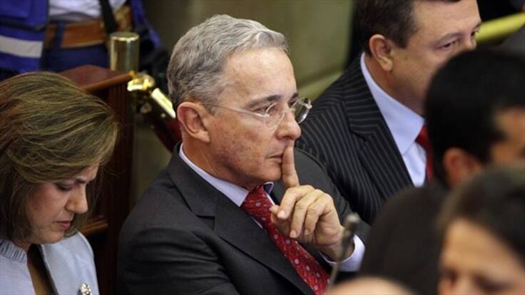 Piden protección internacional para Álvaro Uribe