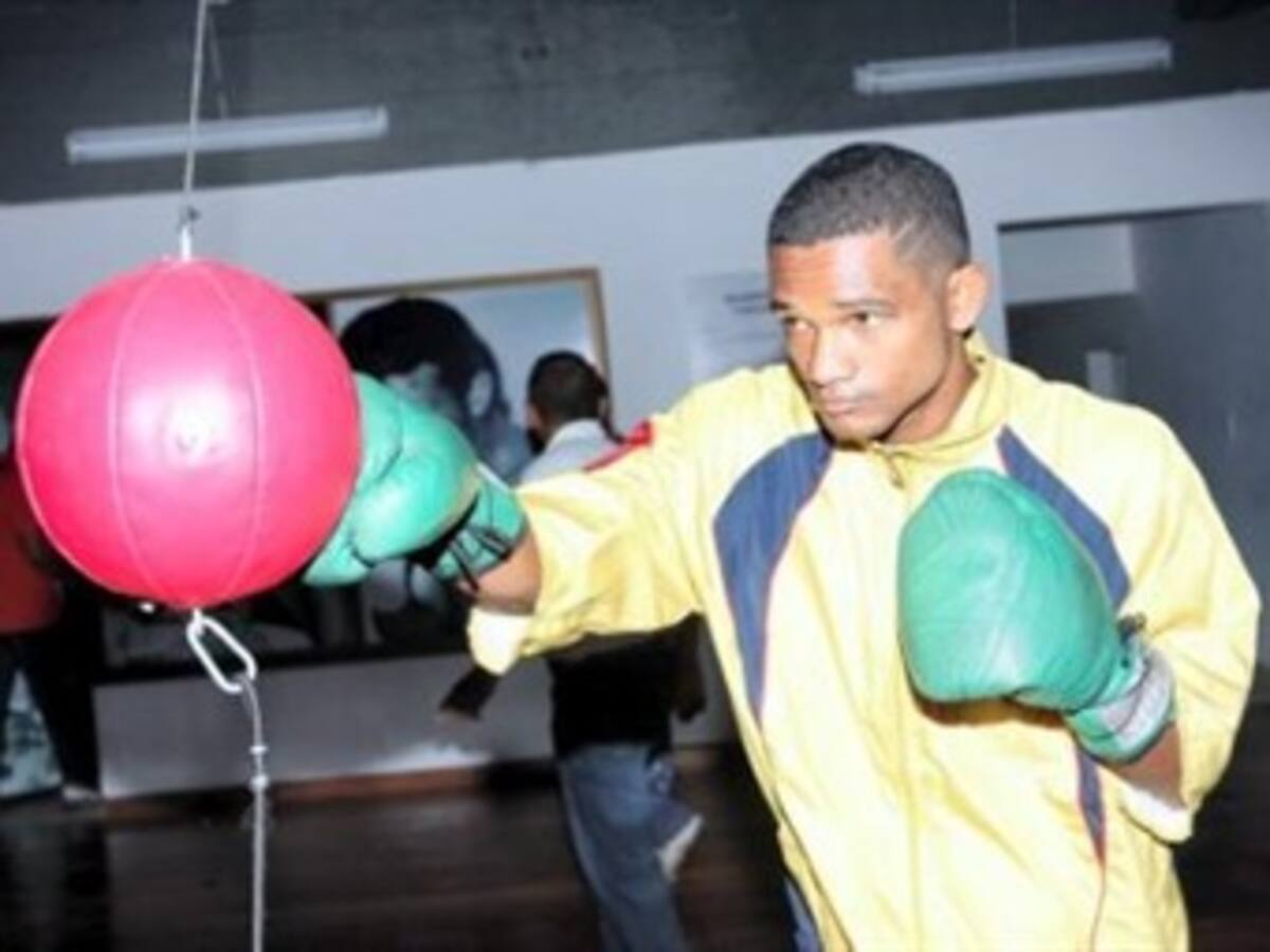 El colombiano Jesús Geles realizará este fin de semana la primera defensa de su título mundial de boxeo