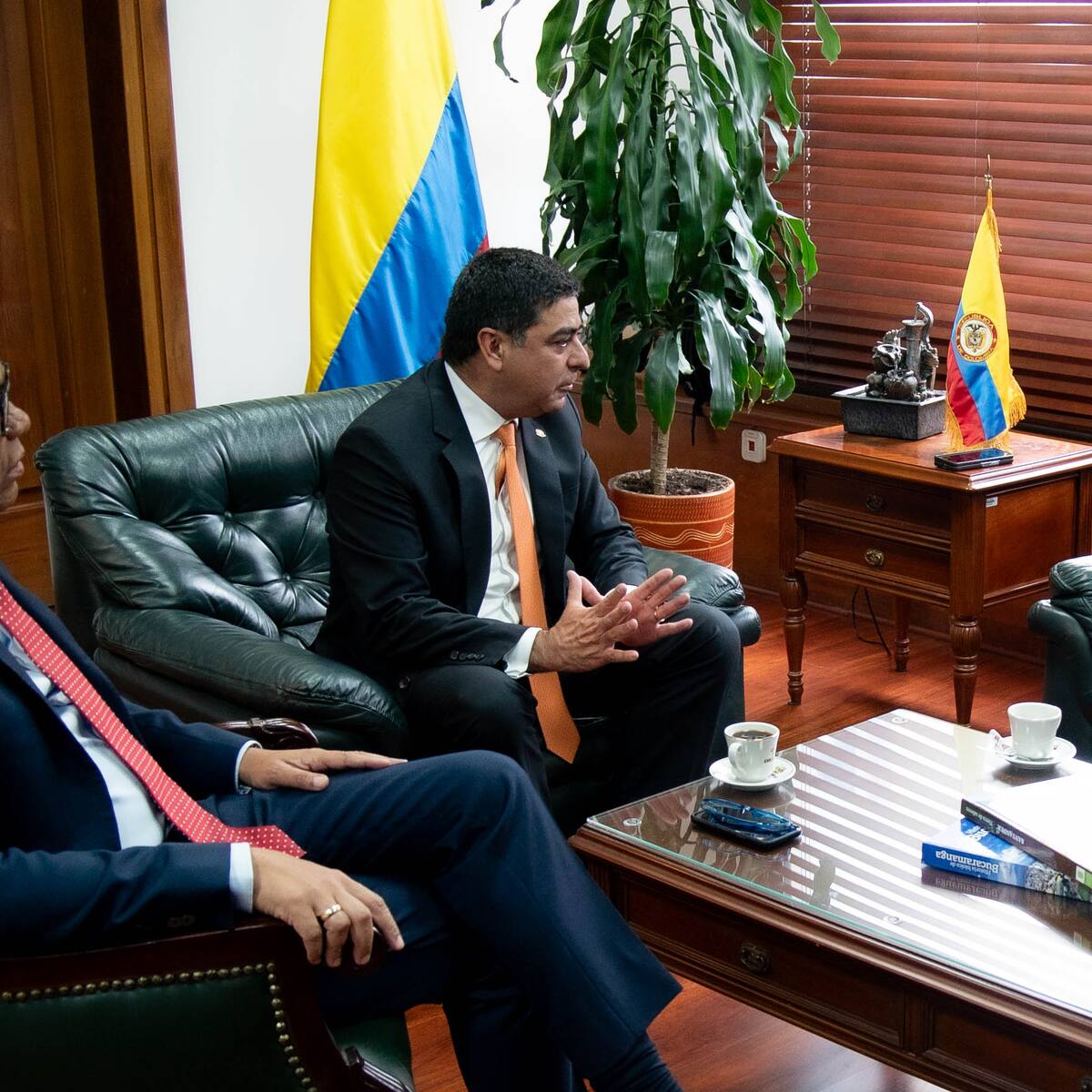 Presidente Petro hace cambios en terna para fiscal; sale Amparo Cerón
