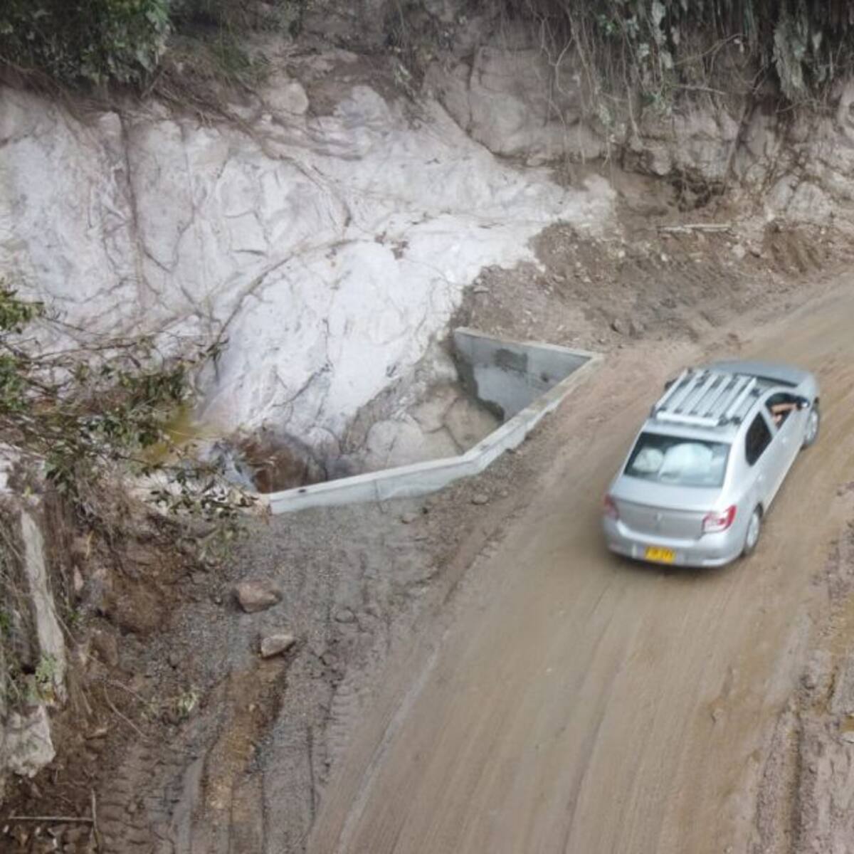 Habilitan en el dia un carril de la vía Curos – Málaga