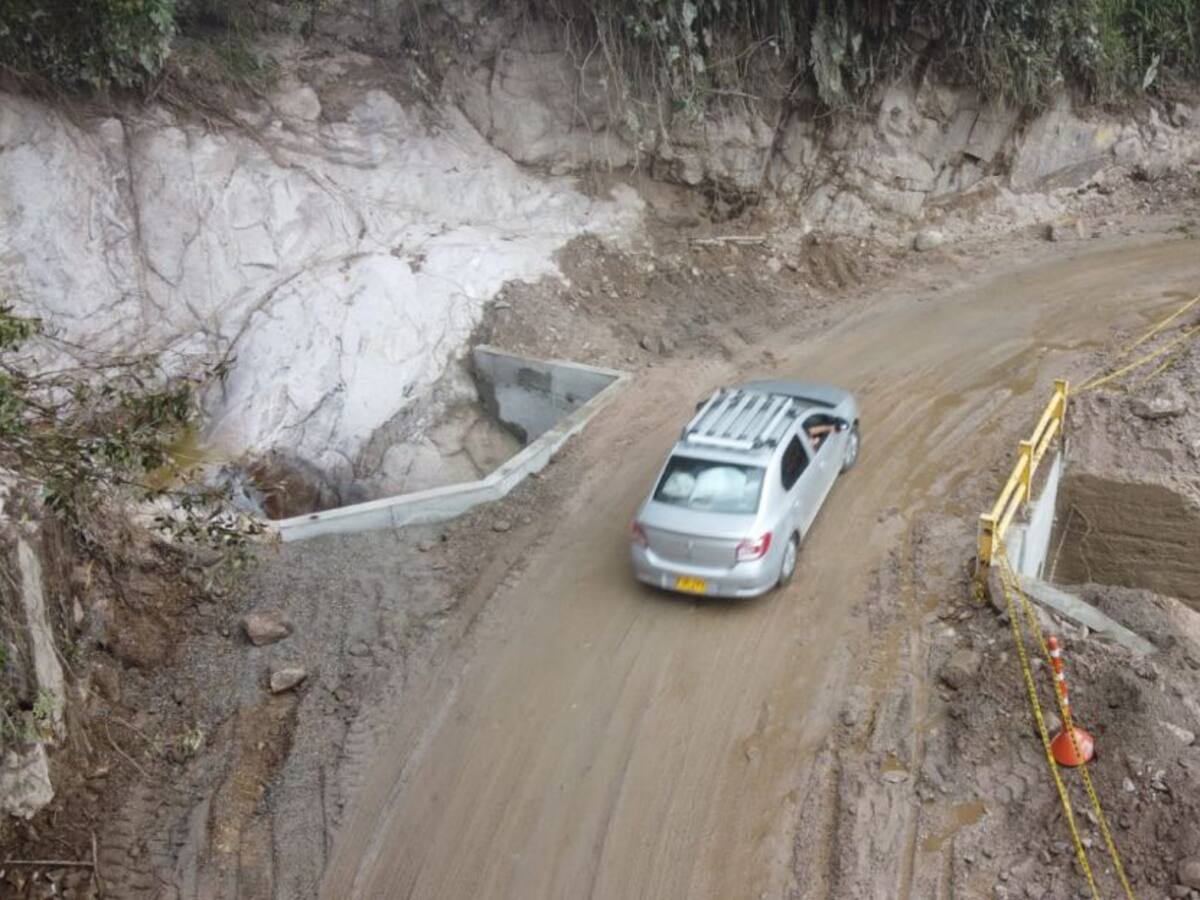 Habilitan en el dia un carril de la vía Curos – Málaga