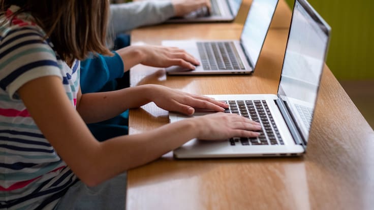 Compumax responde a denuncias de Computadores para Educar