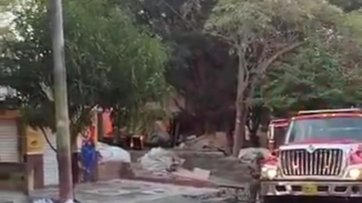 Madre e hijo fueron rescatados durante incendio en una vivienda en Barranquilla