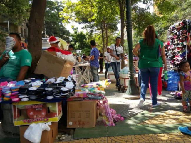 Reubican a 211 vendedores informales en el Paseo Bolívar