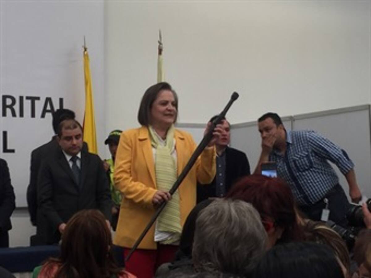 Clara López inscribió su candidatura a la Alcaldía de Bogotá