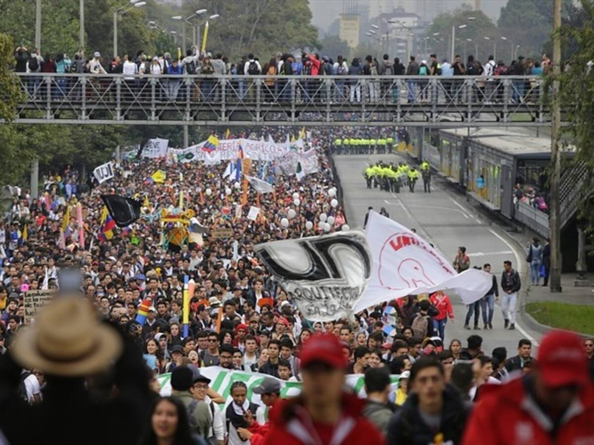 Destacamos el gran comportamiento durante las marchas estudiantiles: Jairo García