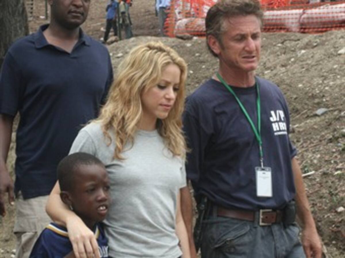 Shakira se solidarizó en Haití con las víctimas del terremoto