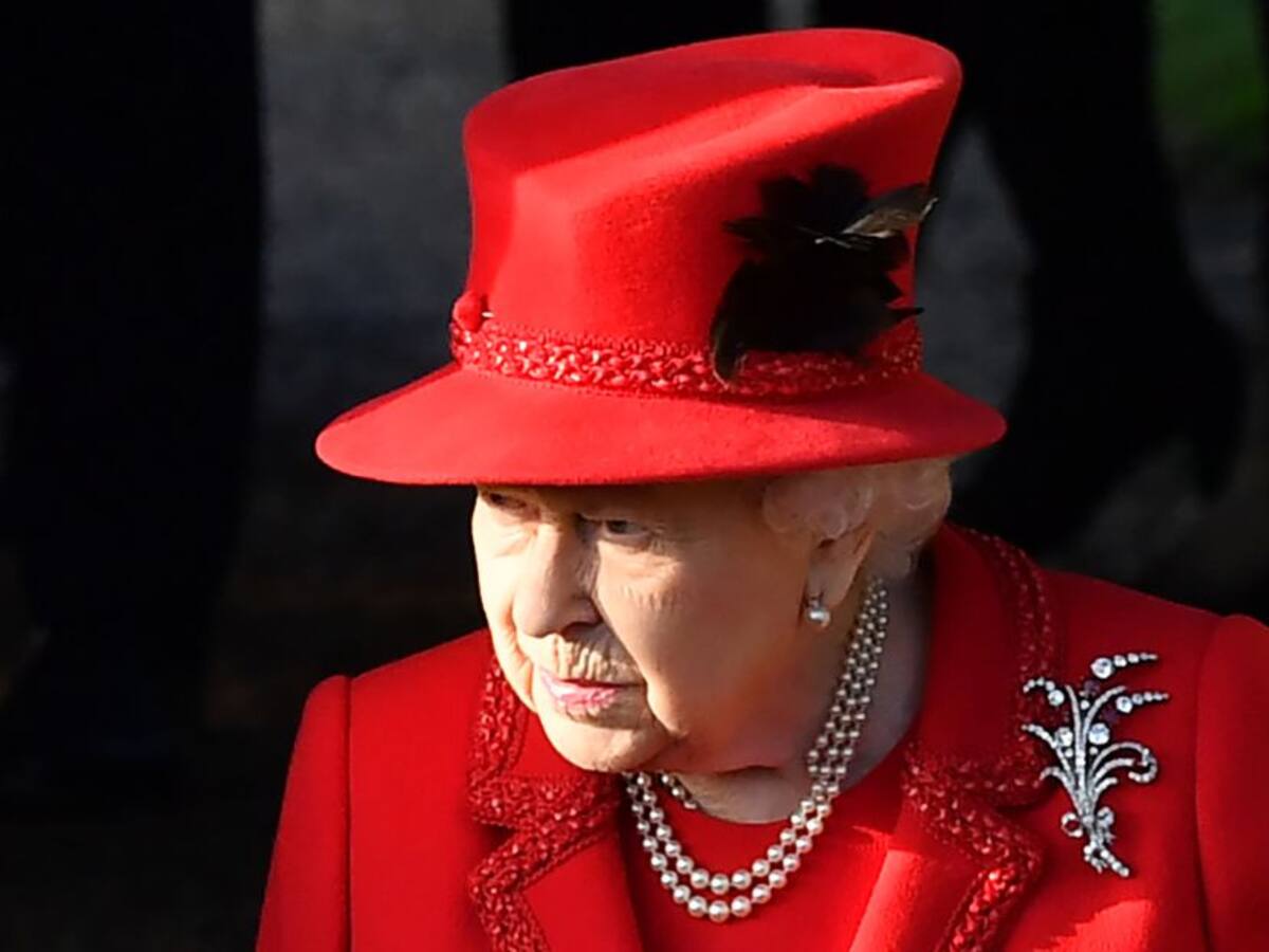 Isabel II convoca una reunión para decidir el futuro de Enrique y Meghan