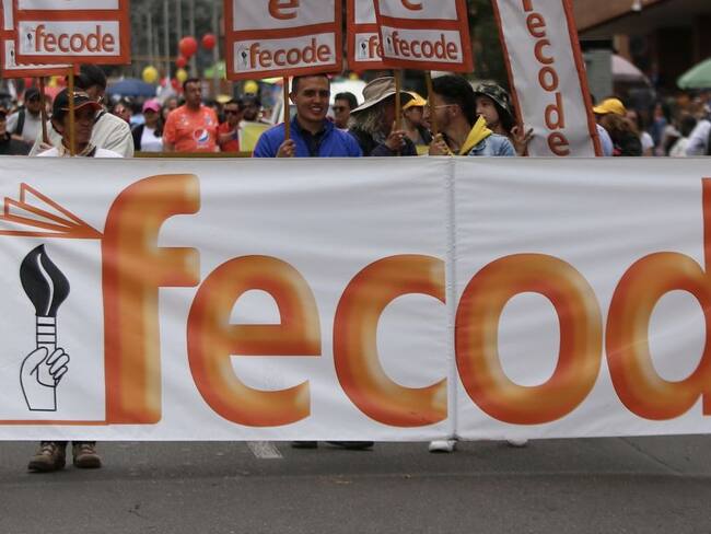 Más de 80 entidades territoriales siguen con estudio en casa: FECODE