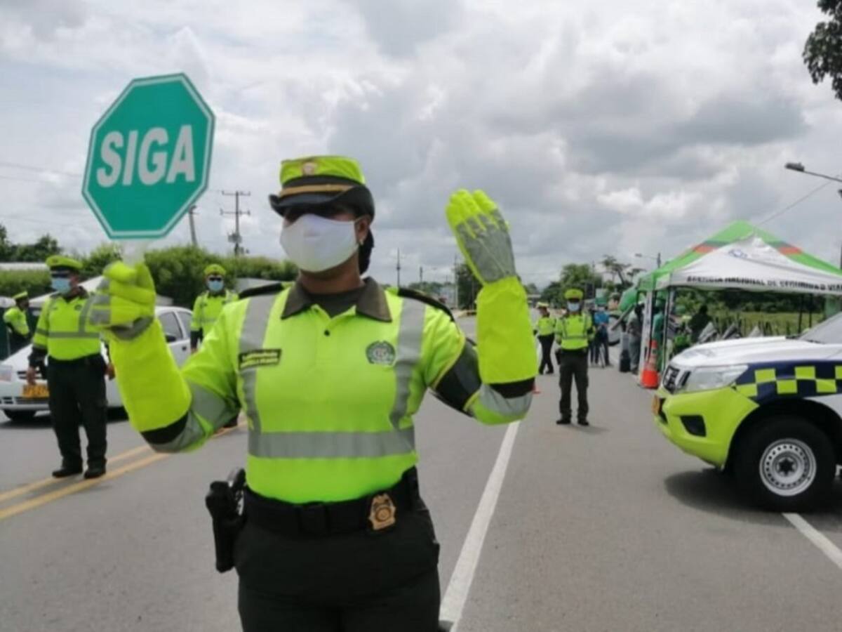 Más de 90 policías en vías del Atlántico durante este puente festivo