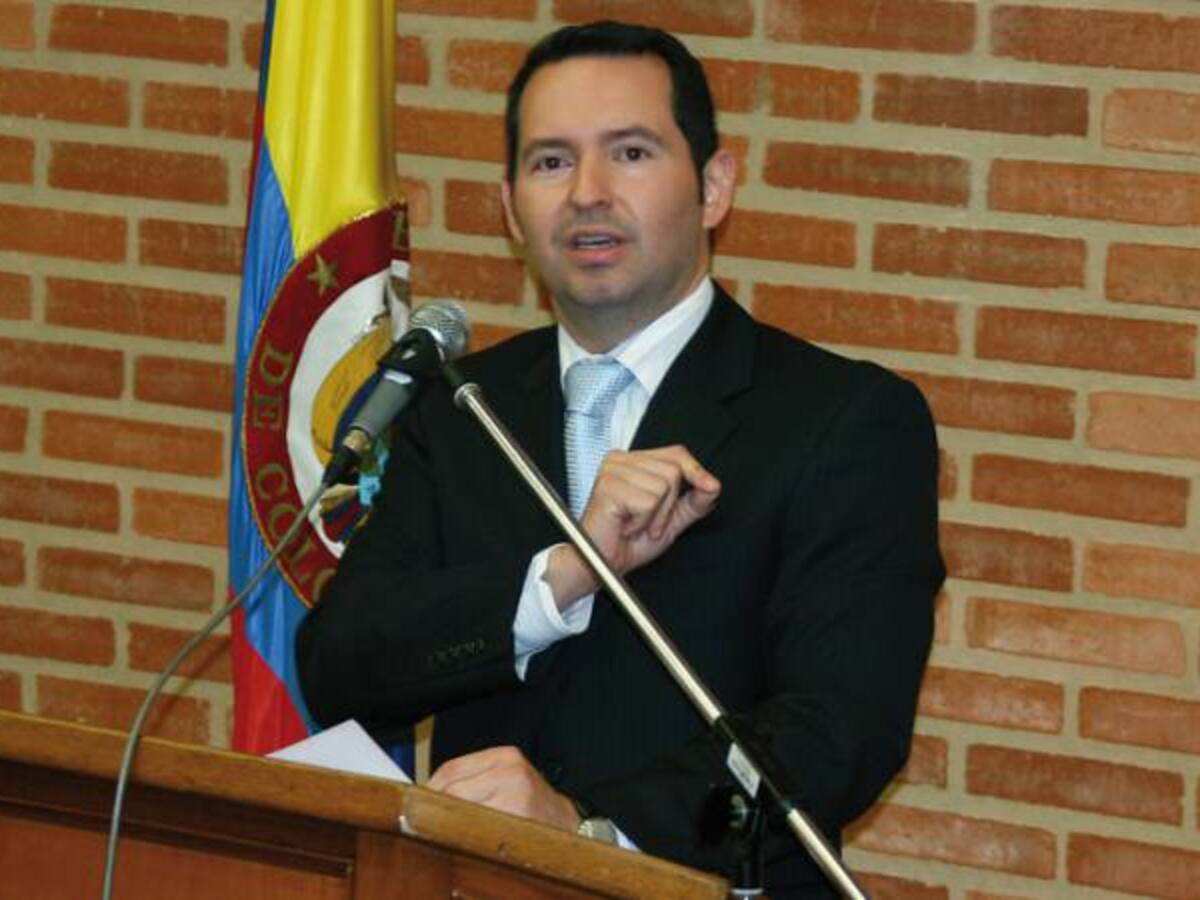 Desde ya estamos rastreando los bienes de las Farc: Fiscal Perdomo