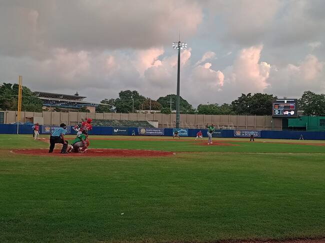 Tigres de Cartagena gana la primera serie de temporada regular en el Once de Noviembre