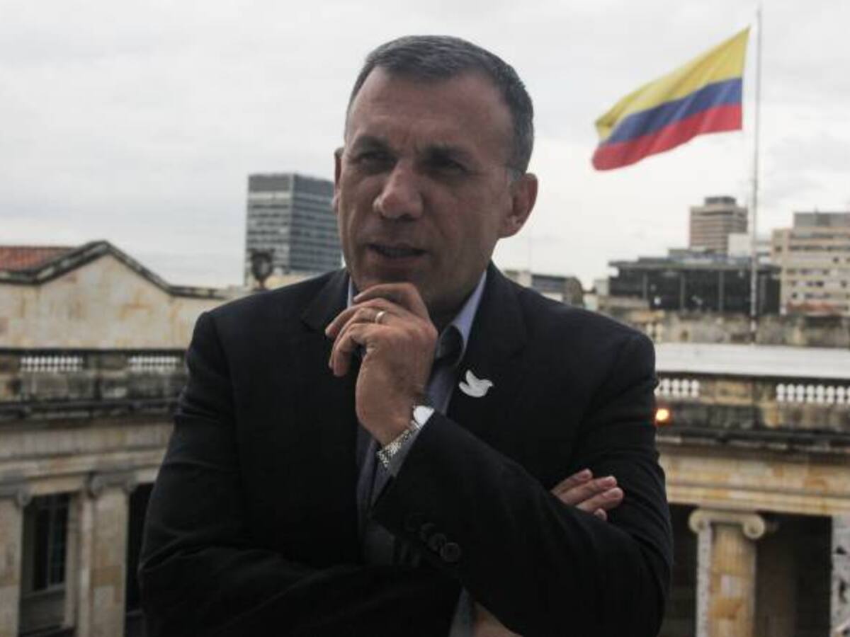Hay que acelerar los diálogos para construir un acuerdo con el No: Roy Barreras