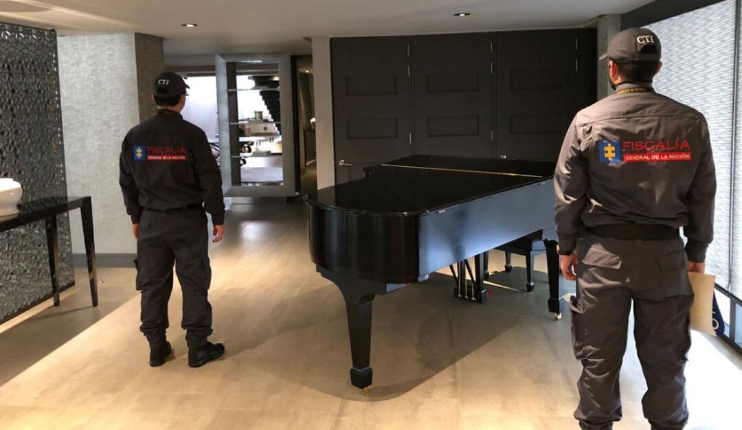 Momentos en que se cumplía la incautación de la mansión en Barranquilla