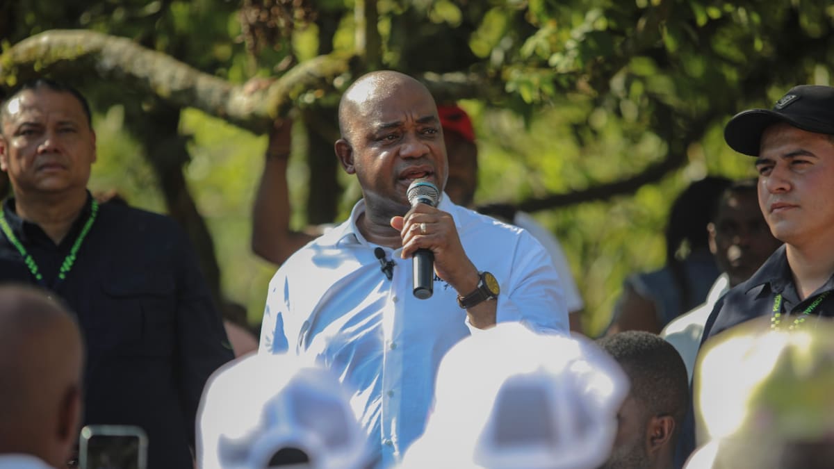 Campaña de Luis Murillo alerta por hallazgo de armas durante recorrido del candidato en Buenaventura