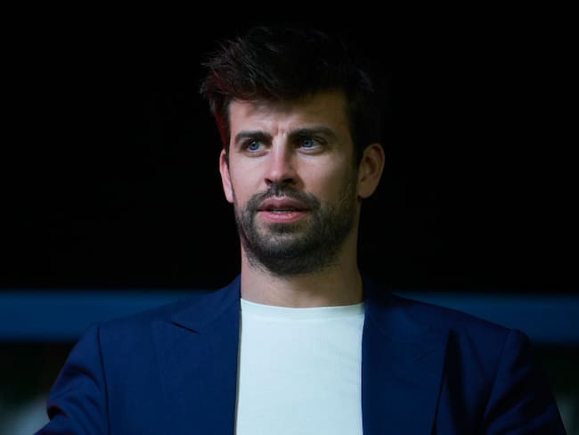 BARCELONA, SPAIN - JANUARY 01: Gerard Pique, President of Kings League looks on during round one of the Kings League Infojobs match between Saiyans FC and Porcinos FC at Cupra Arena on January 01, 2023 in Barcelona, Spain. (Photo by Manuel Queimadelos/Quality Sport Images/Getty Images)
