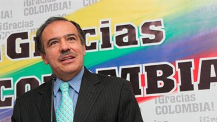 Mintransporte advierte que familiares suyos no tienen contratos con el Gobierno