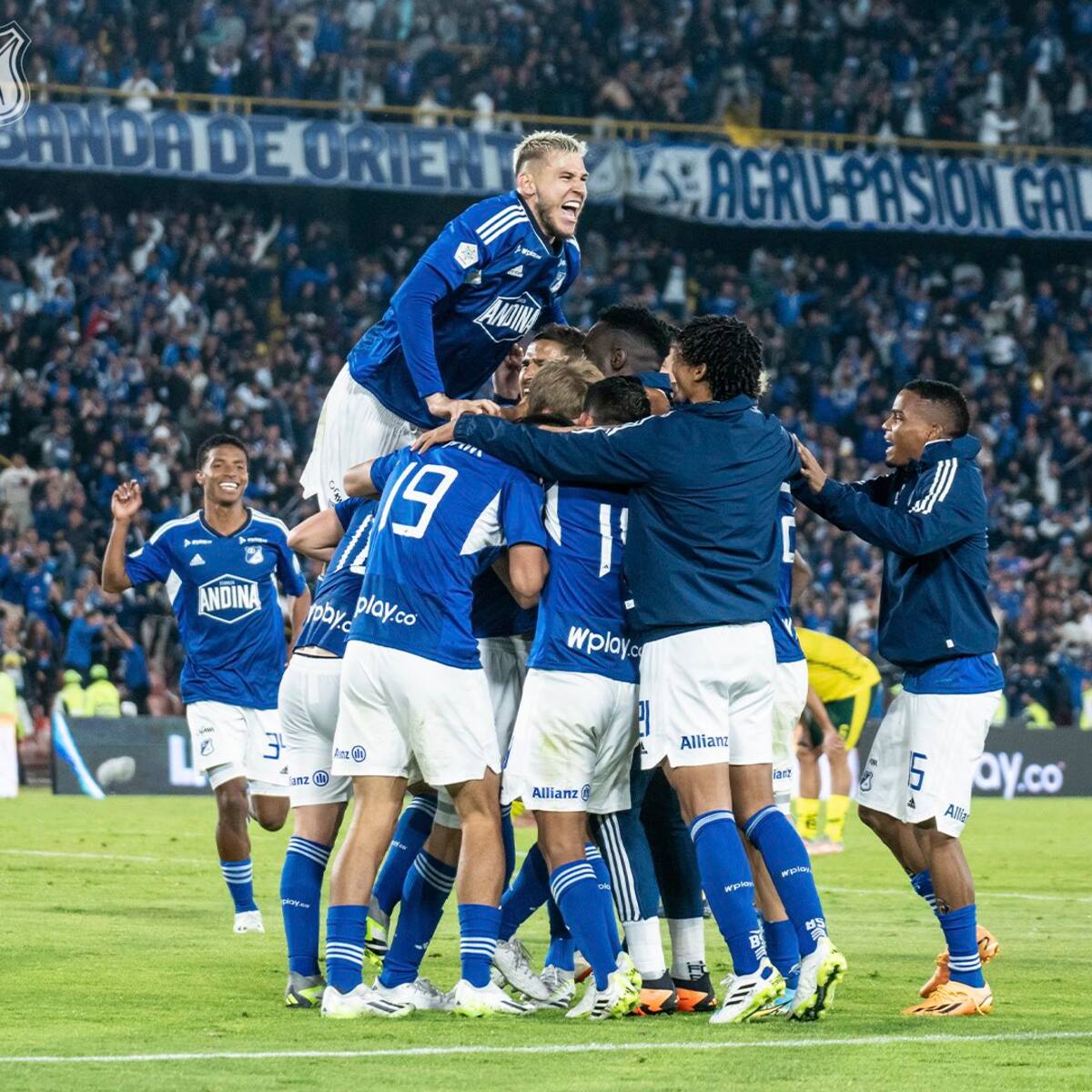 Mackalister Silva, convencido que el apoyo de la hinchada fue clave para la victoria