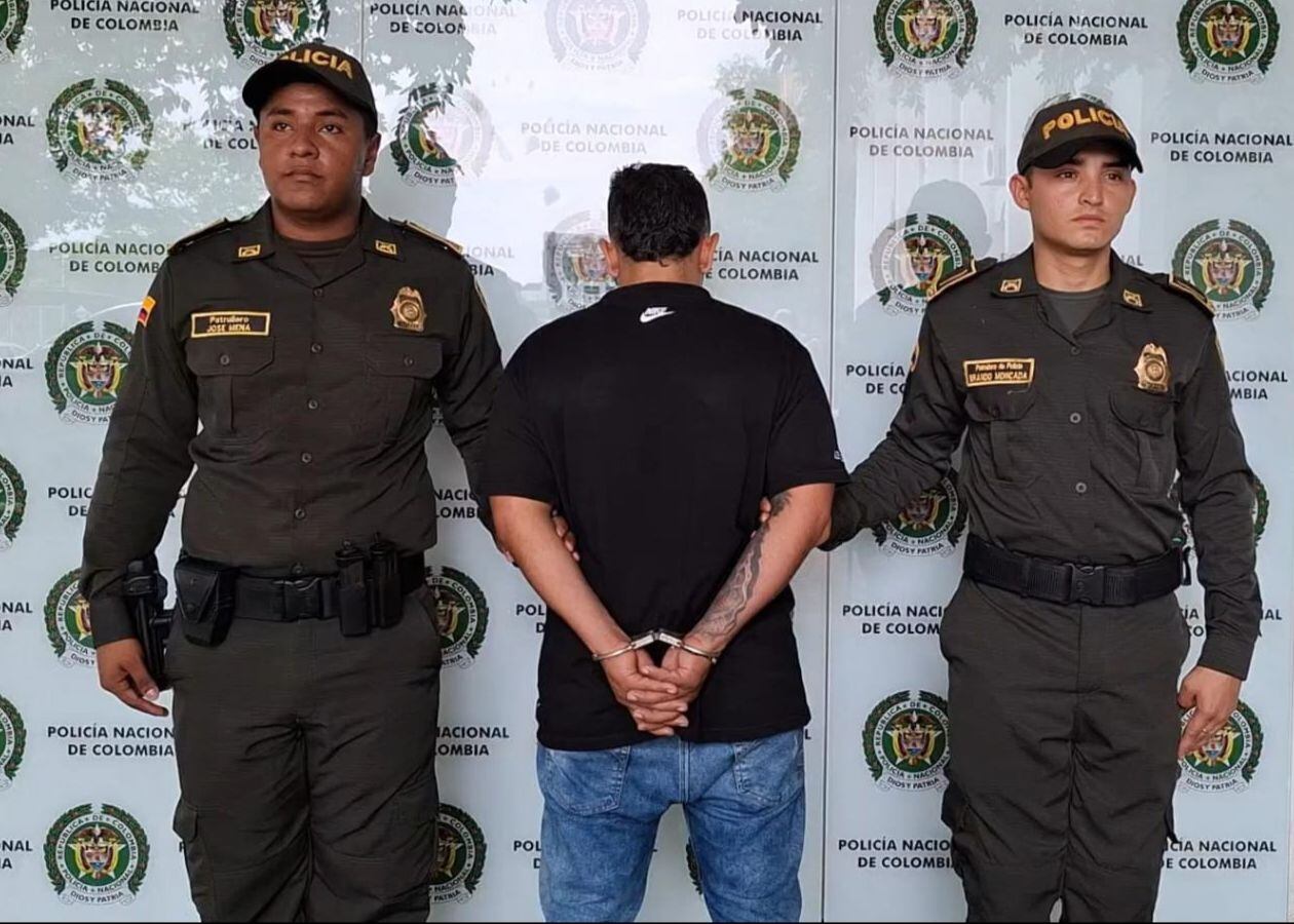 Capturado en flagrancia presunto homicida de una mujer en Barrancabermeja. Foto: Policía DEMAM.