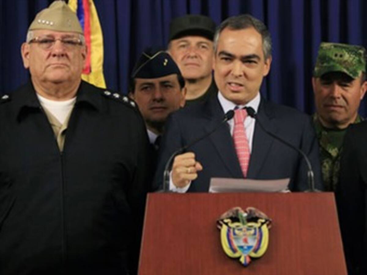 Mindefensa y cúpula militar a responder por campamentos guerrilleros en Venezuela